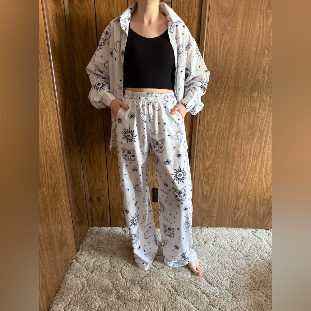 Women White Pajama Set 2 pieces with Celestial Print